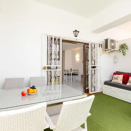 Apartament Port Royale 291, Spacious Los Cristianos (Tenerife)