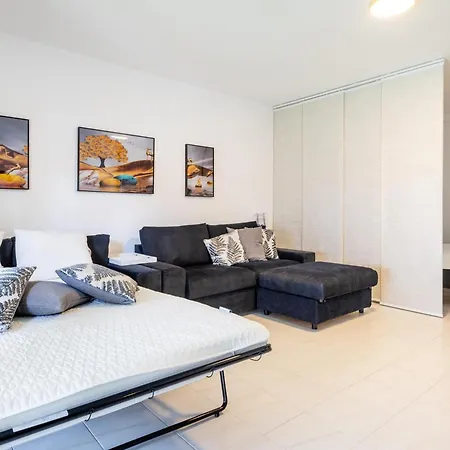 Apartmán Port Royale 291, Spacious Los Cristianos (Tenerife)