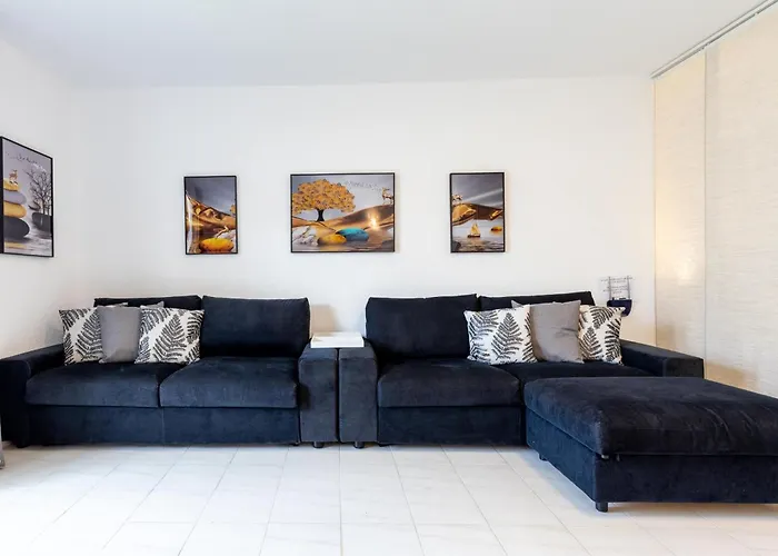 Port Royale 291, Spacious Лос Кристианос